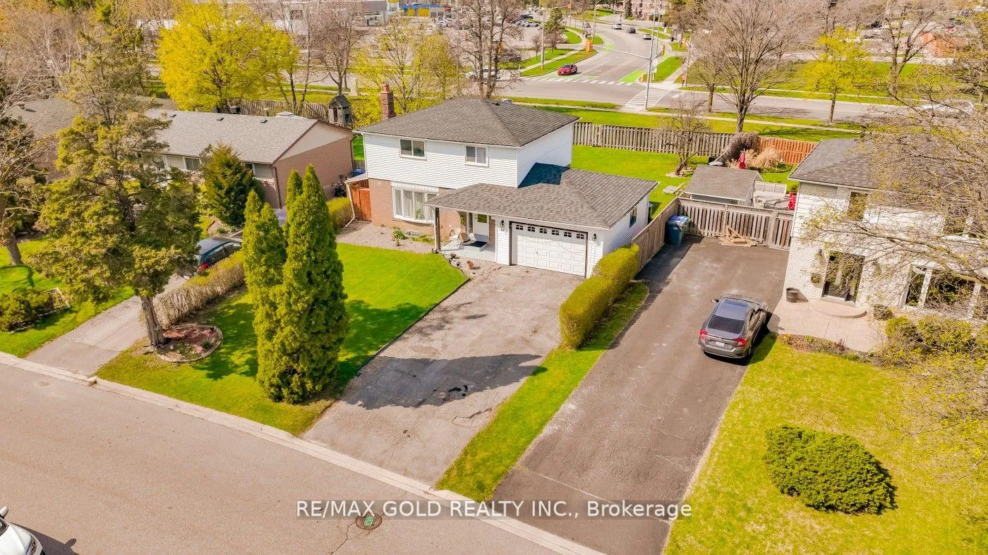 Photo 44 of 44 Dunblaine Crescent, Brampton, Southgate — HOMEH