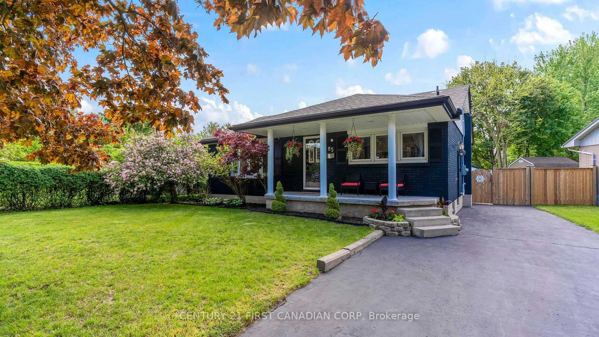 Photo 3 of 85 Algonquin Crescent, London, East O — HOMEH