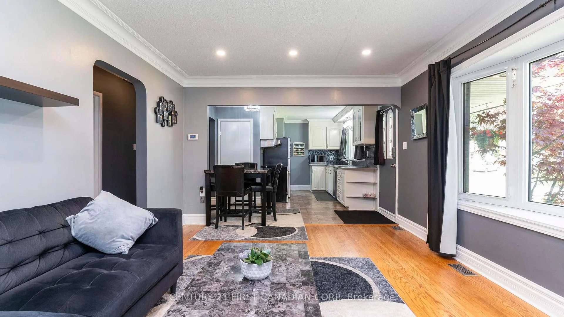 Photo 10 of 85 Algonquin Crescent, London, East O — HOMEH