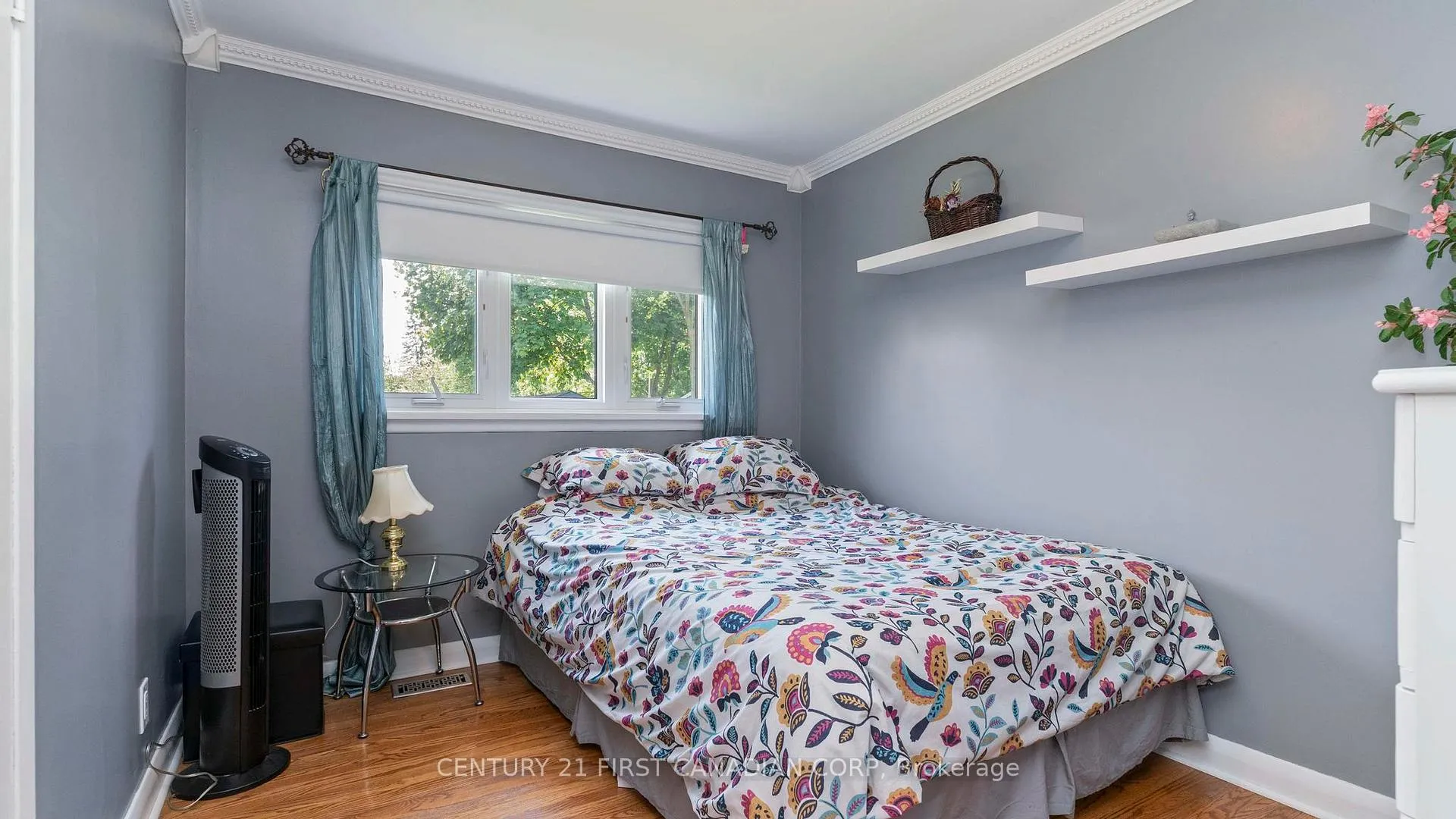 Photo 21 of 85 Algonquin Crescent, London, East O — HOMEH
