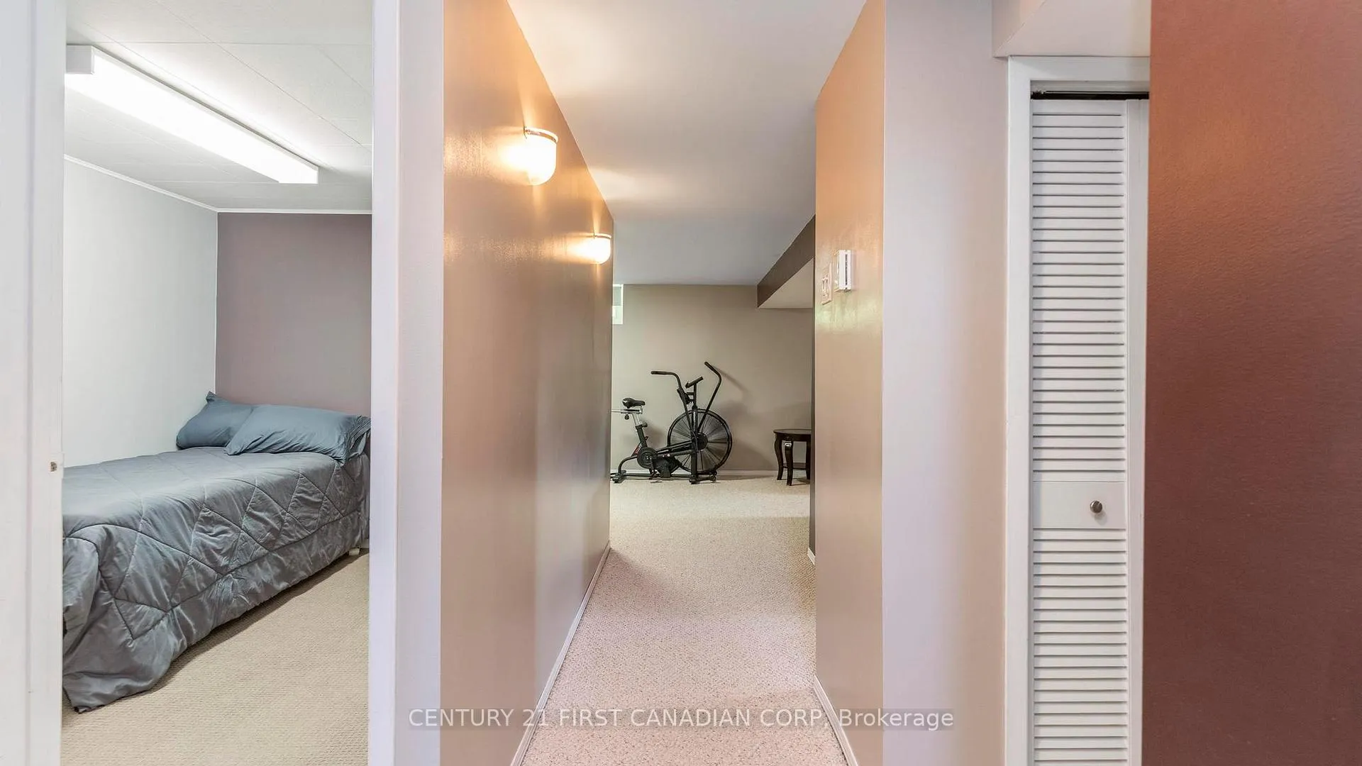 Photo 25 of 85 Algonquin Crescent, London, East O — HOMEH