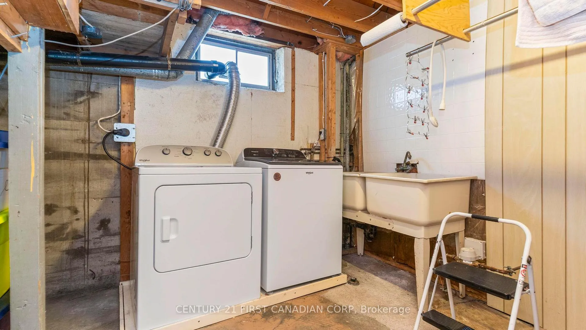 Photo 36 of 85 Algonquin Crescent, London, East O — HOMEH