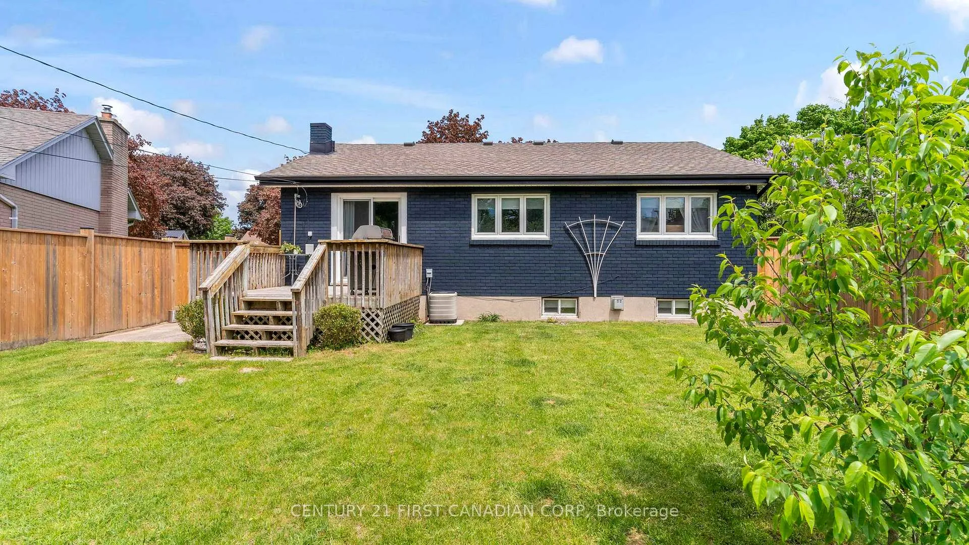 Photo 41 of 85 Algonquin Crescent, London, East O — HOMEH