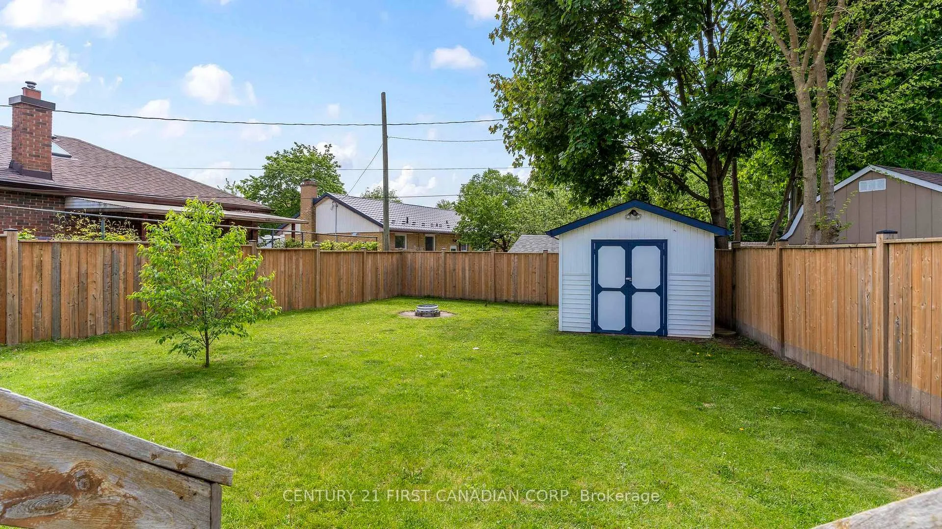 Photo 46 of 85 Algonquin Crescent, London, East O — HOMEH