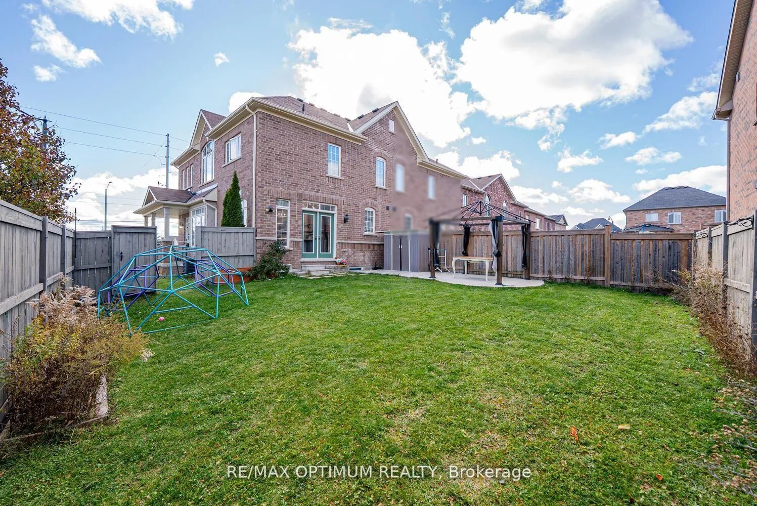 Photo 40 of 39 Divinity Circle, Brampton, Northwest Brampton — HOMEH