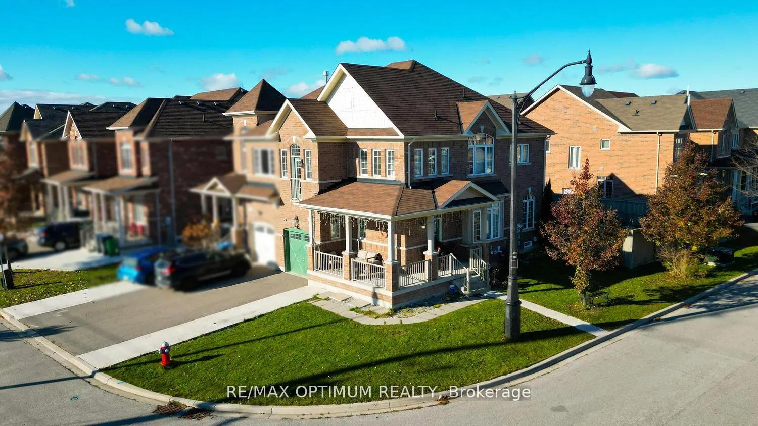 Photo 42 of 39 Divinity Circle, Brampton, Northwest Brampton — HOMEH