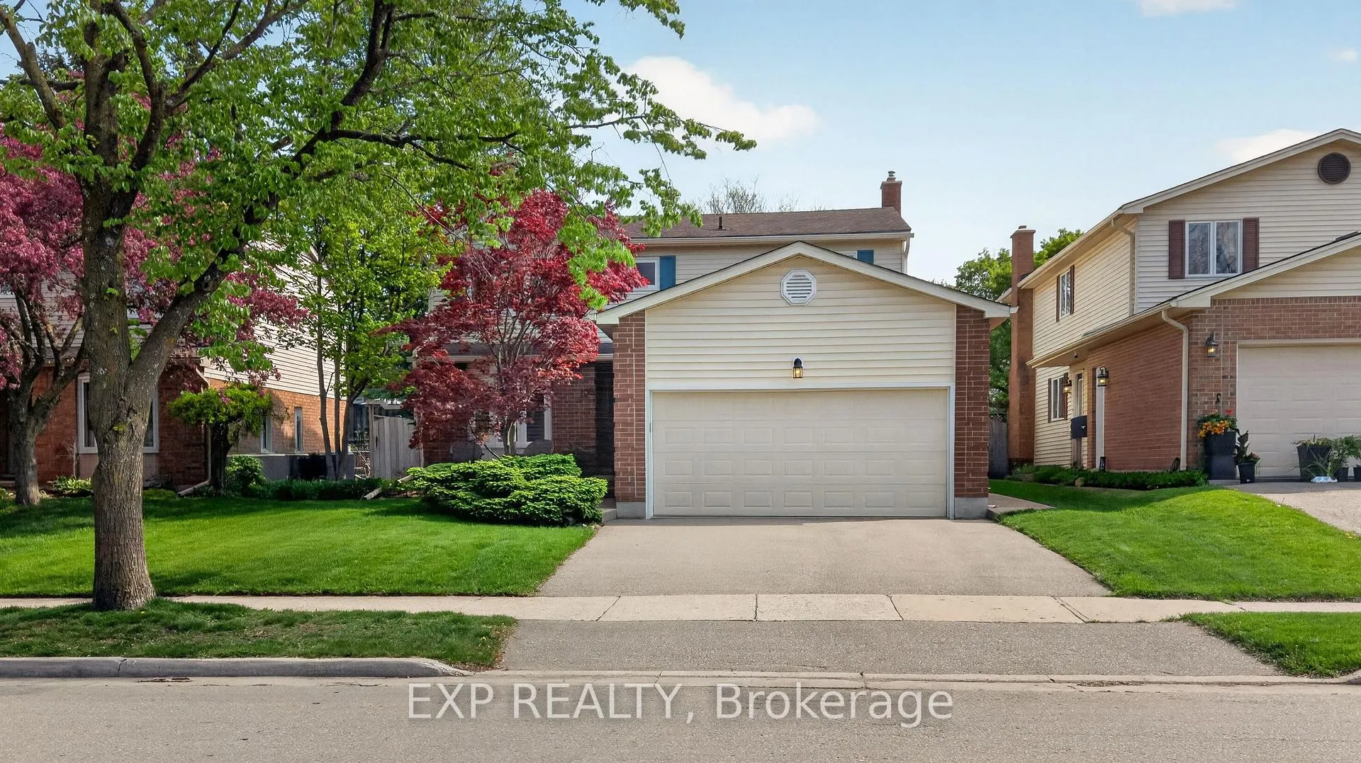 Photo 5 of 108 Old Forest Crescent, Kitchener — HOMEH