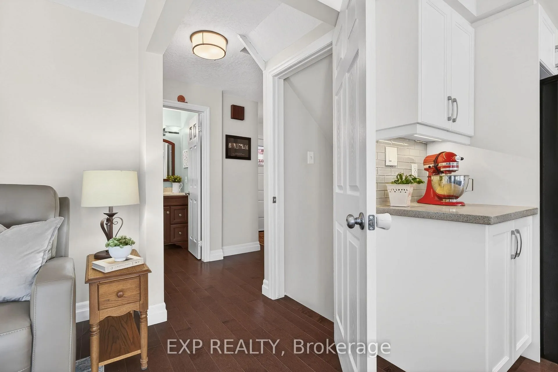 Photo 21 of 108 Old Forest Crescent, Kitchener — HOMEH