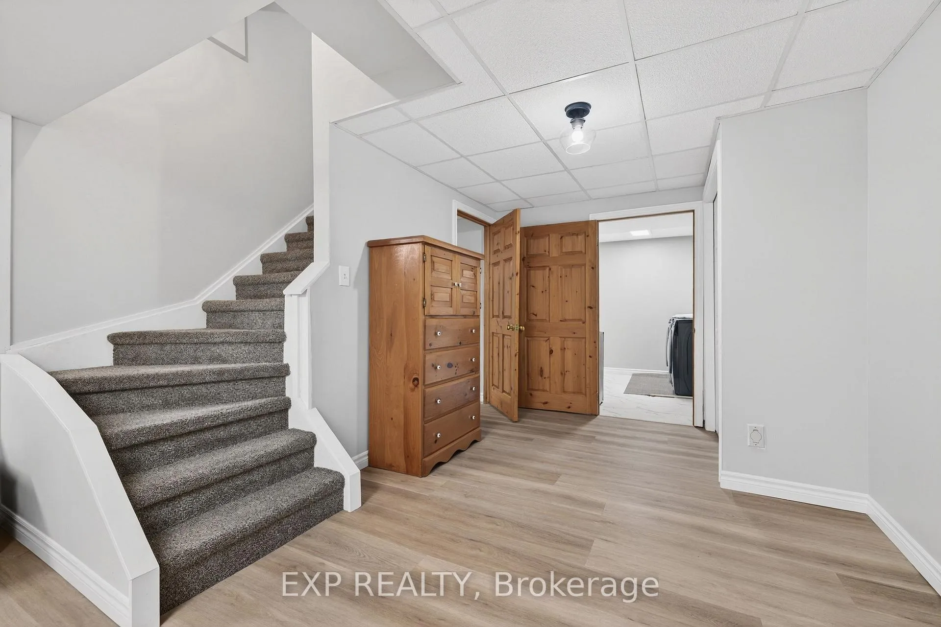 Photo 40 of 108 Old Forest Crescent, Kitchener — HOMEH