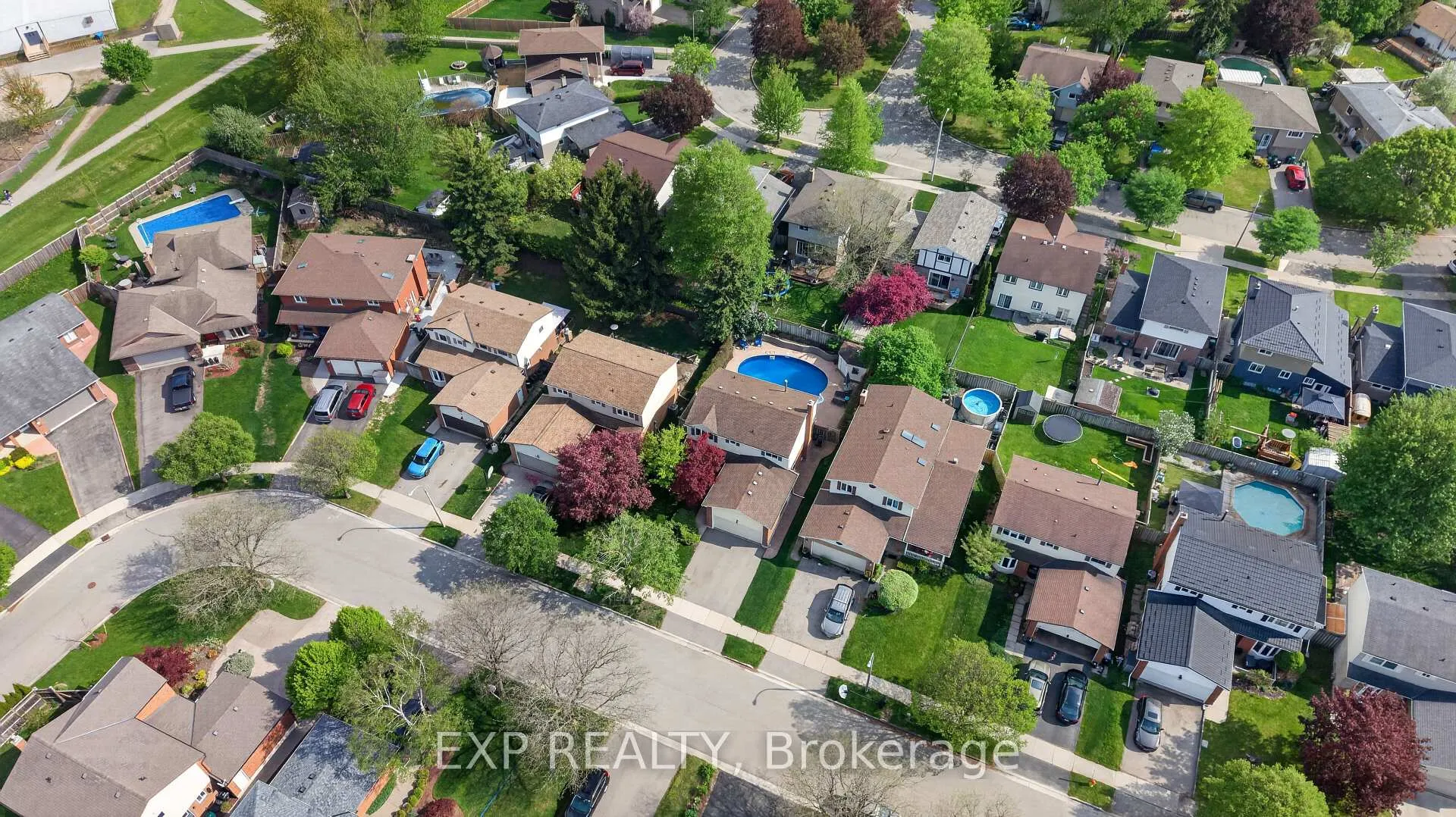 Photo 50 of 108 Old Forest Crescent, Kitchener — HOMEH