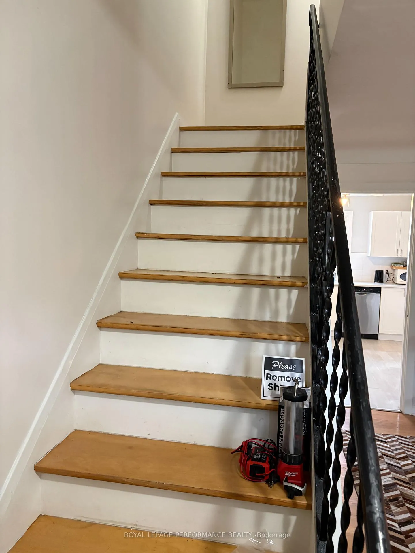 Photo 7 of 1779 Kerr Avenue, Ottawa, McKellar Heights — HOMEH