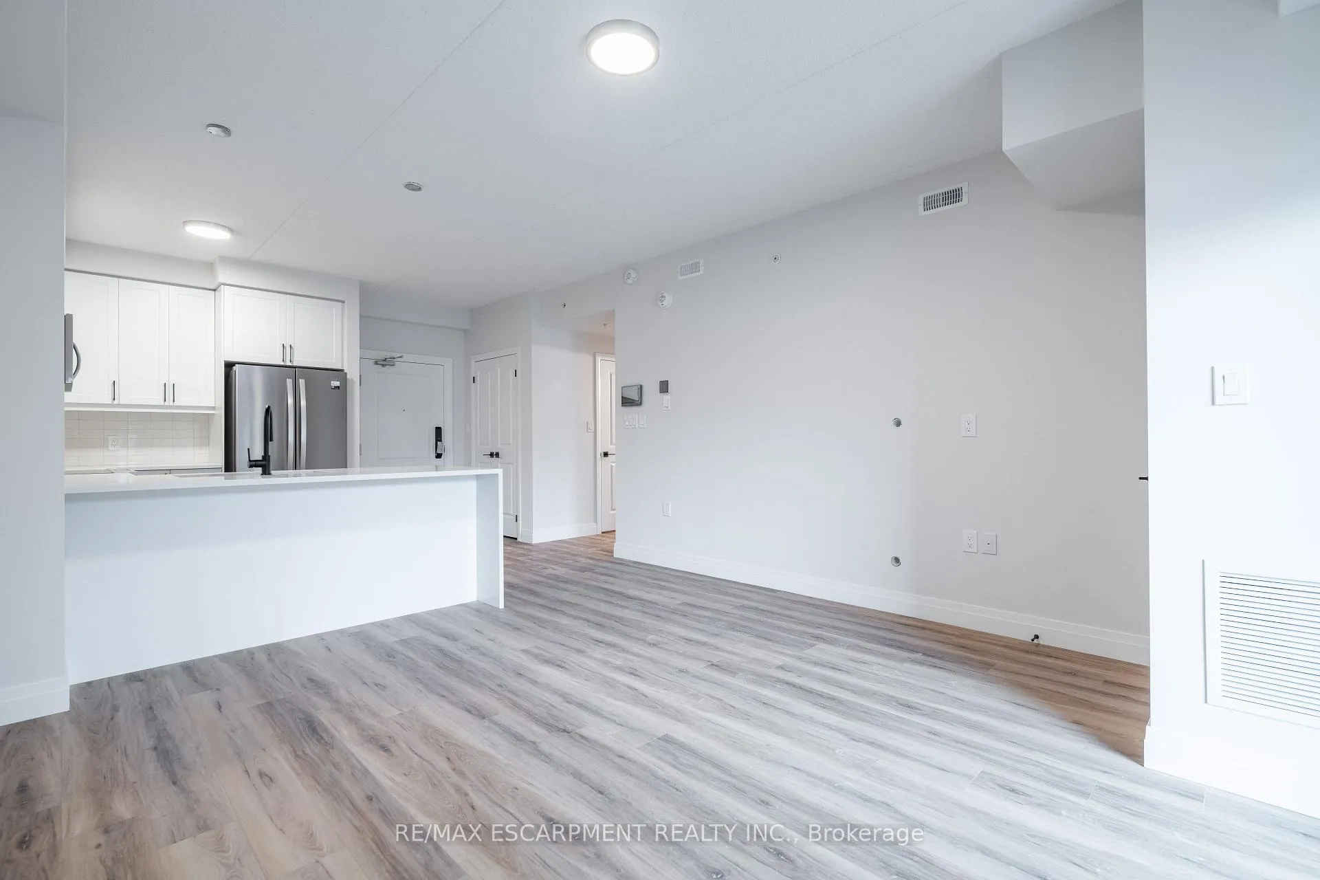 Photo 5 of Unit 201, 6415 Regional Road 25, Milton, Coates — HOMEH