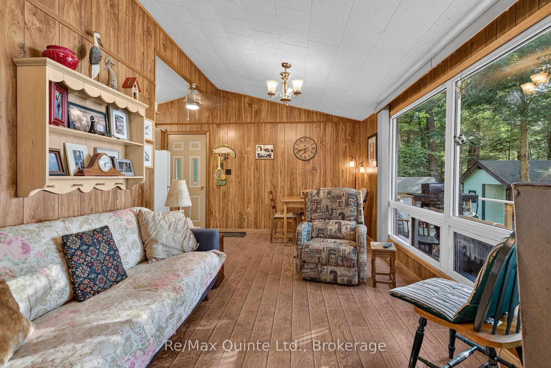 Photo 6 of 1549 Gull Lake Lane, Frontenac, Frontenac North — HOMEH