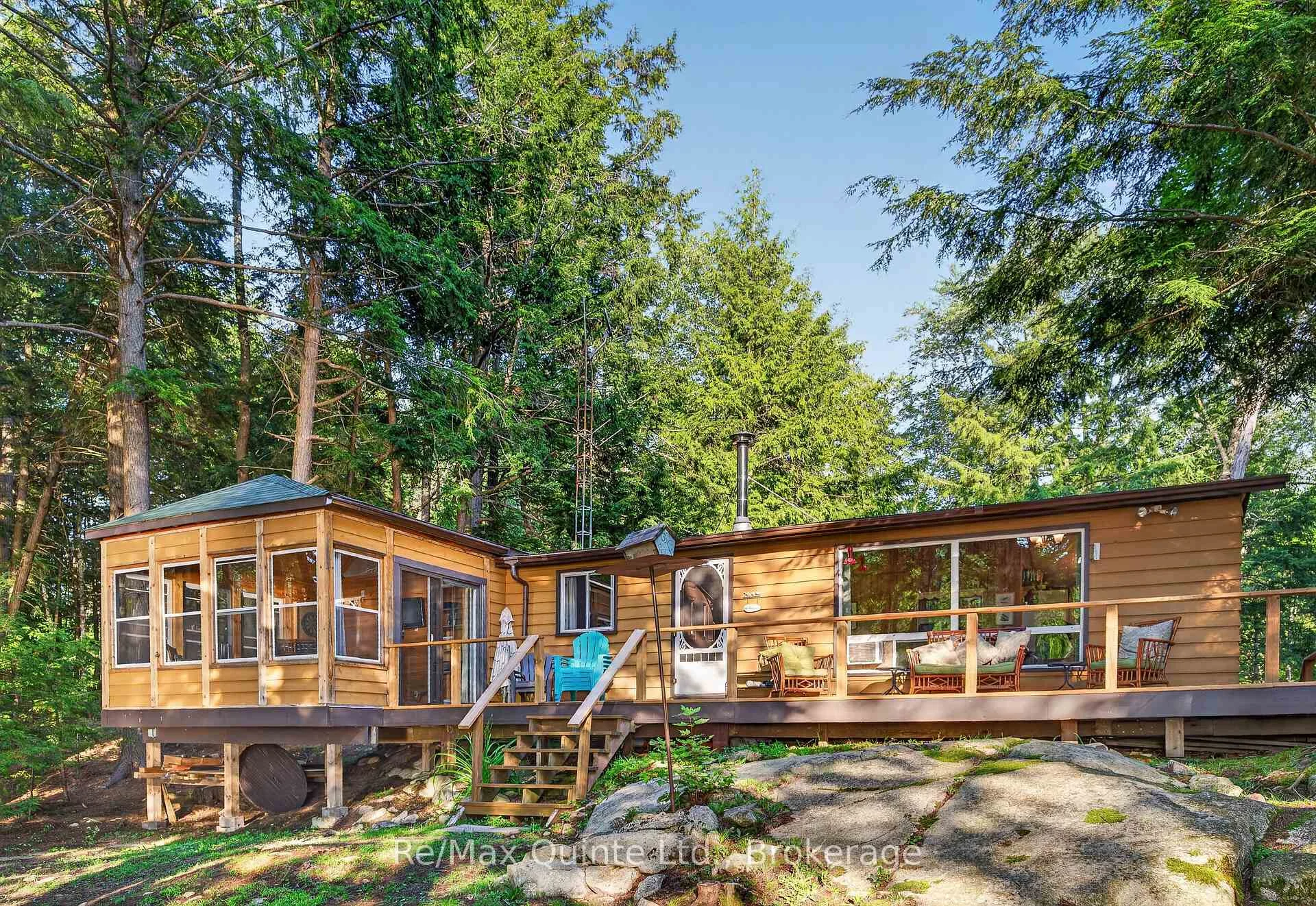 Photo 2 of 1549 Gull Lake Lane, Frontenac, Frontenac North — HOMEH