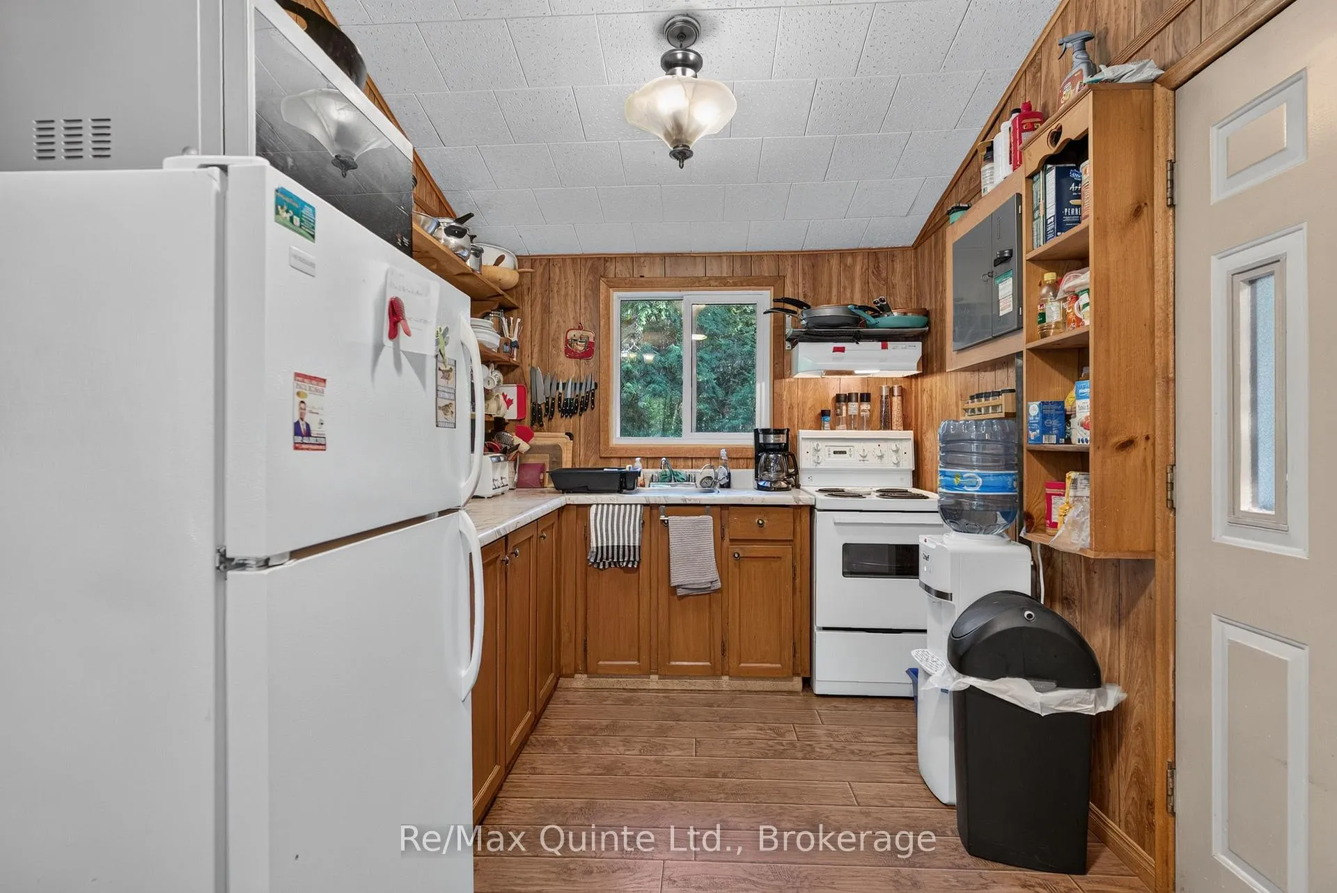 Photo 7 of 1549 Gull Lake Lane, Frontenac, Frontenac North — HOMEH