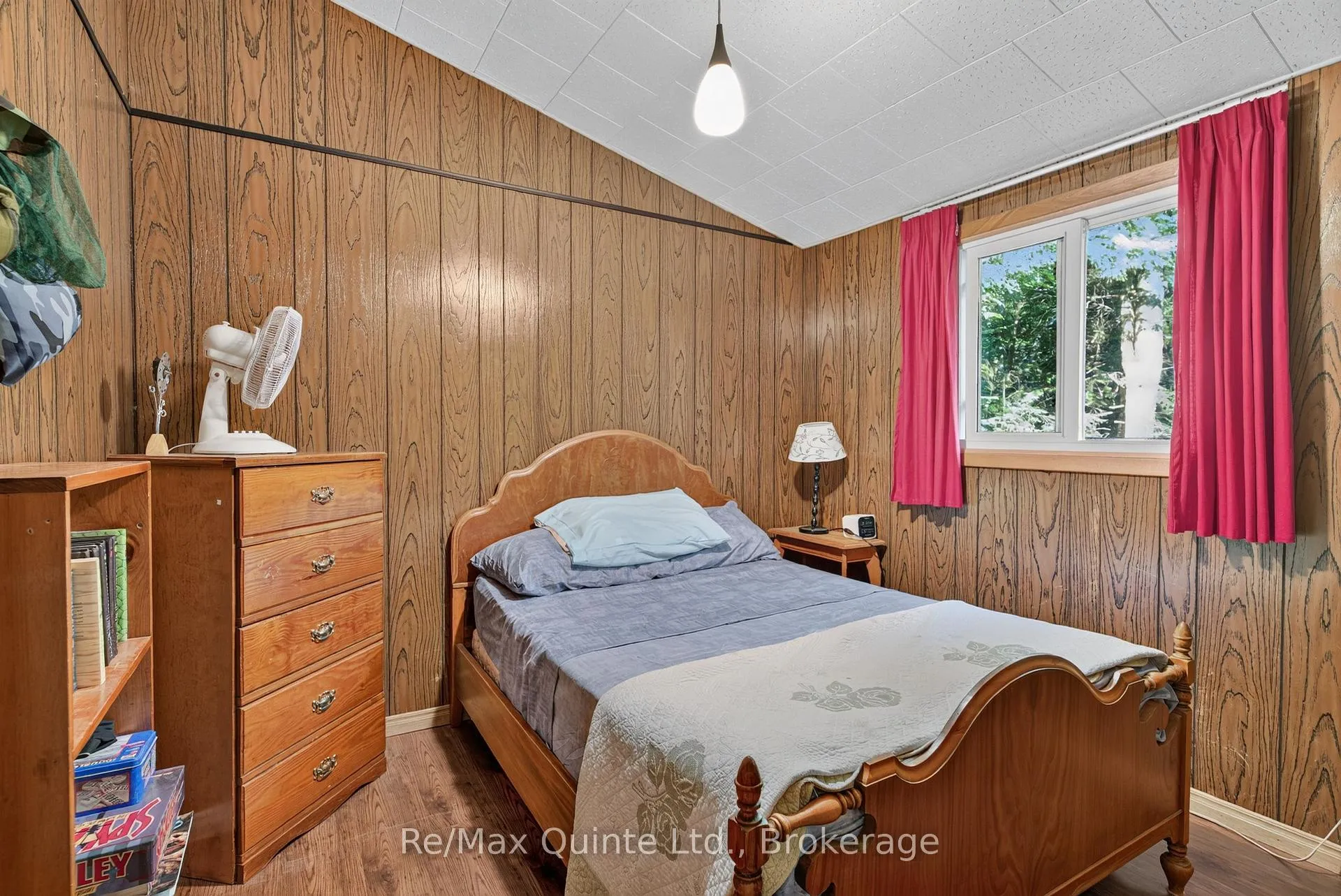 Photo 13 of 1549 Gull Lake Lane, Frontenac, Frontenac North — HOMEH