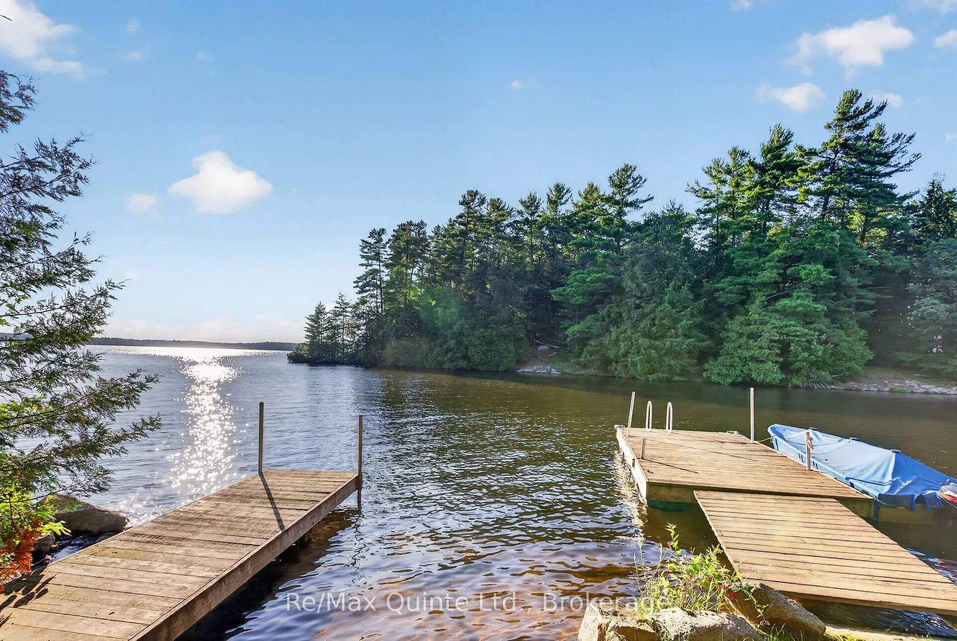Photo 32 of 1549 Gull Lake Lane, Frontenac, Frontenac North — HOMEH