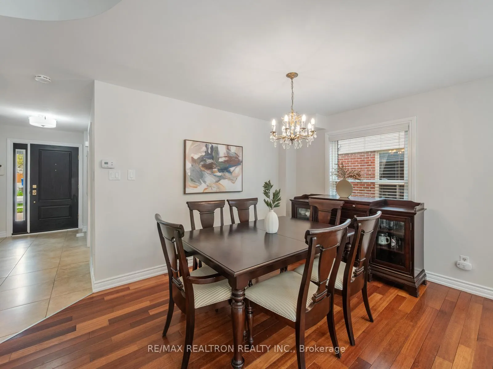 Photo 5 of 54 Moorcrest Drive, Aurora, Aurora Village — HOMEH
