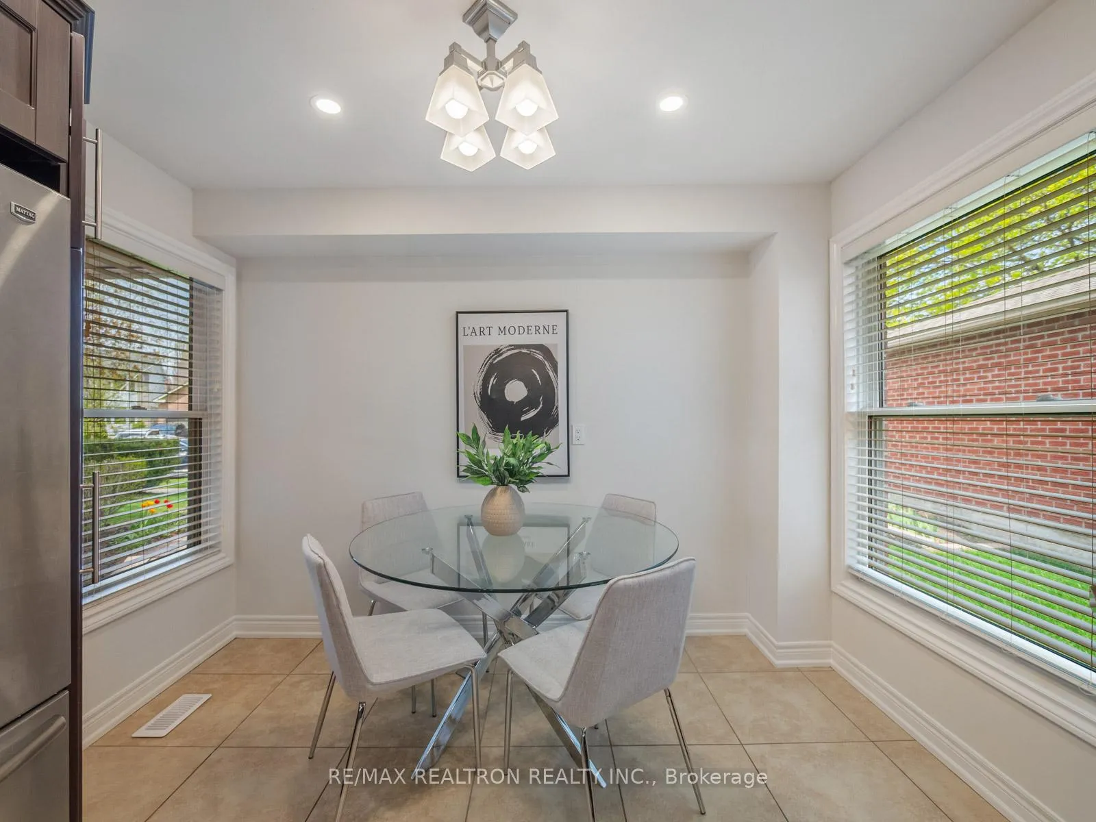 Photo 13 of 54 Moorcrest Drive, Aurora, Aurora Village — HOMEH