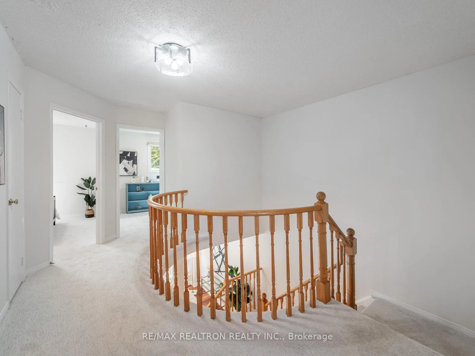 Photo 15 of 54 Moorcrest Drive, Aurora, Aurora Village — HOMEH