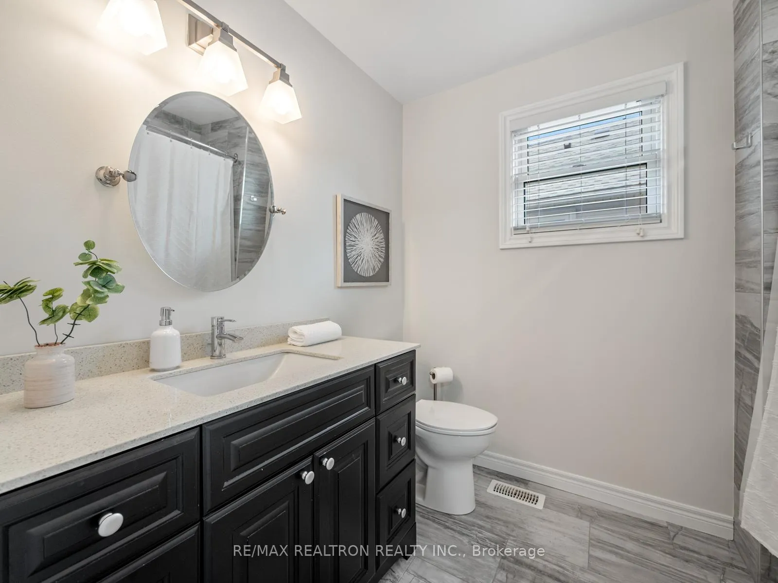 Photo 22 of 54 Moorcrest Drive, Aurora, Aurora Village — HOMEH
