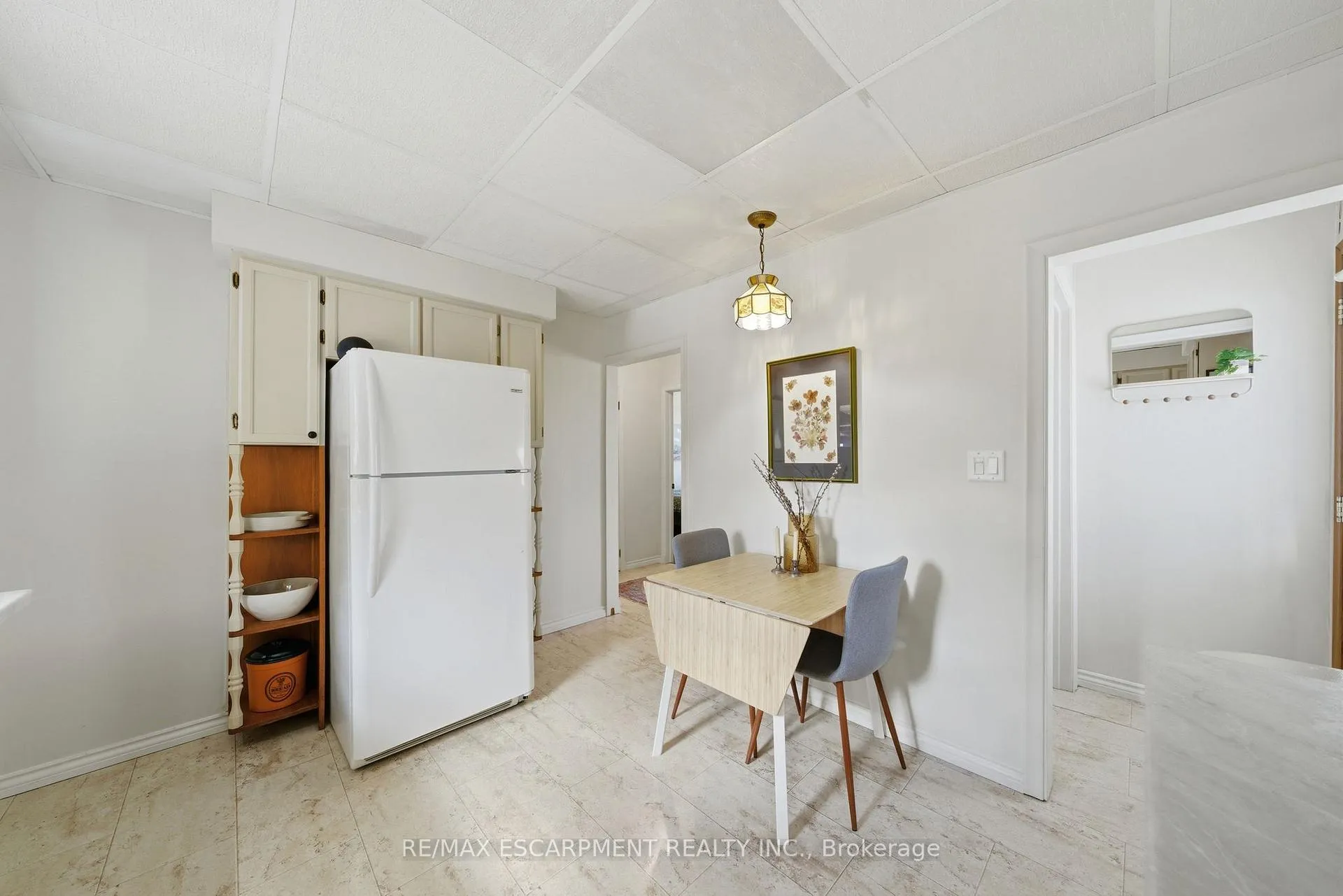 Photo 4 of 752 Ninth Avenue, Hamilton, Hampton Heights — HOMEH