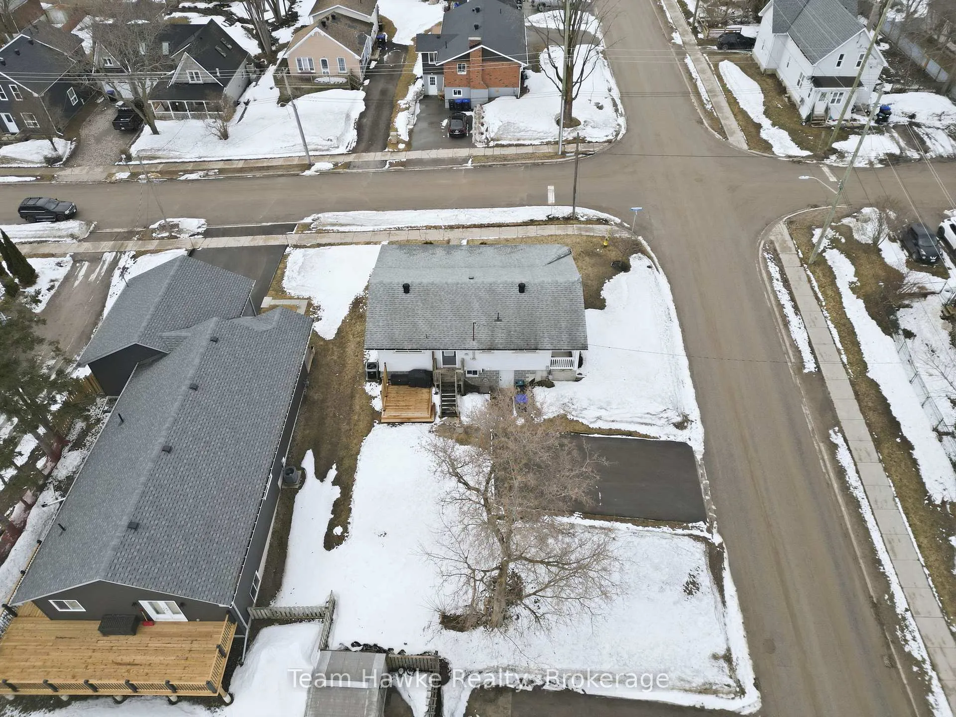 Photo 35 of 191 George Street, Midland — HOMEH
