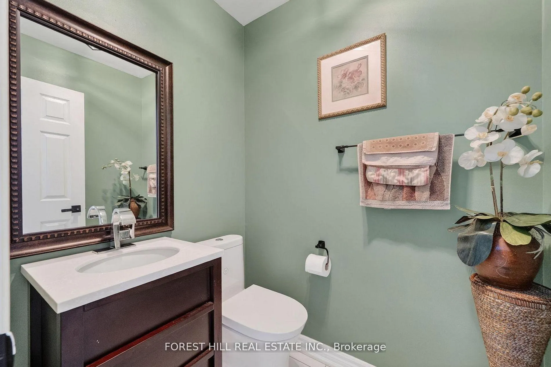 Photo 8 of 17 Lilley Avenue, Ajax, South East — HOMEH