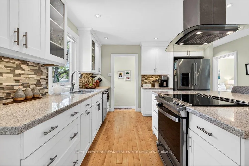 Photo 13 of 965 Filmandale Road, Burlington, LaSalle — HOMEH