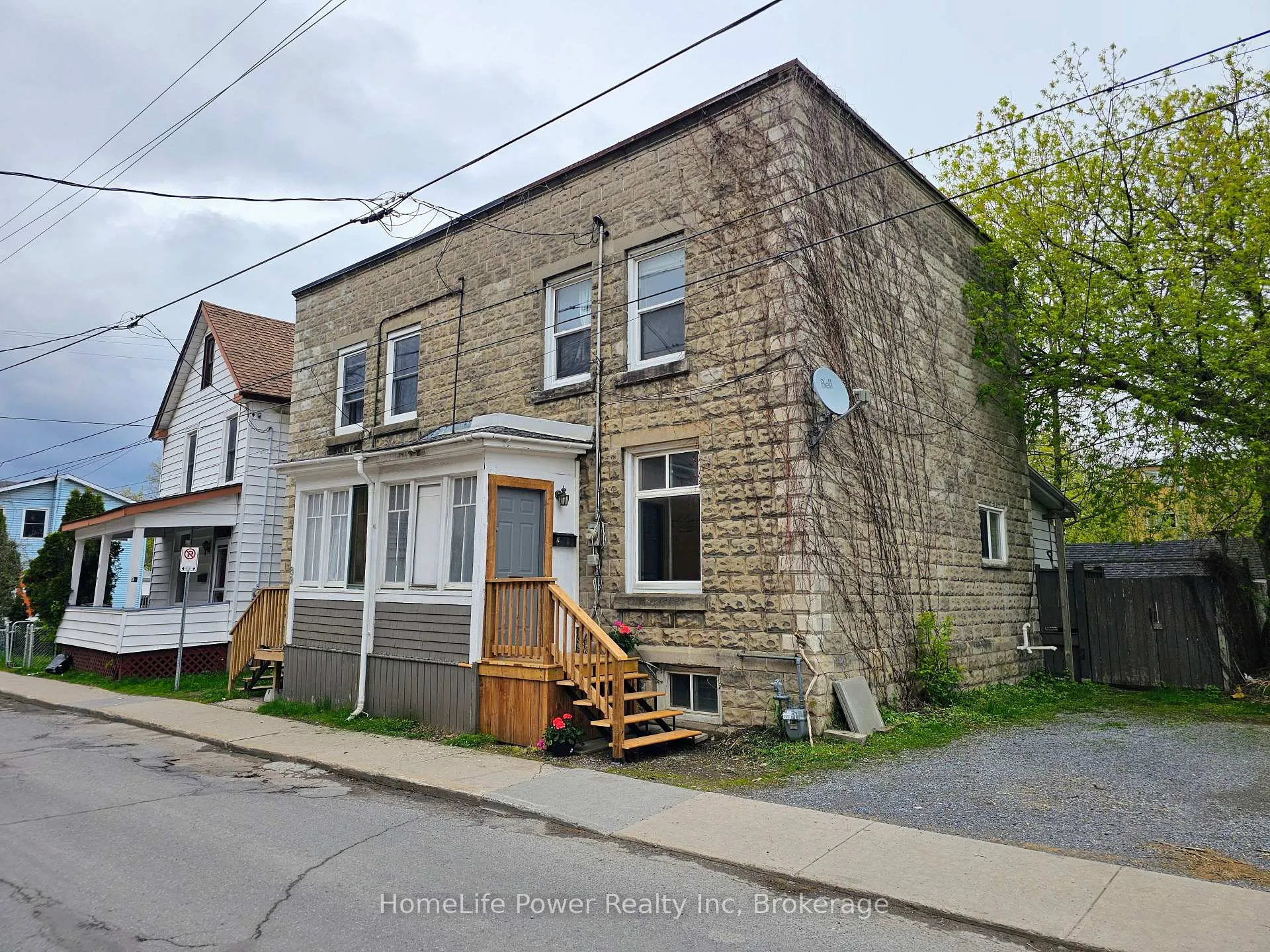Photo 1 of 87 Chatham Street, Kingston, East of Sir John A. Blvd — HOMEH