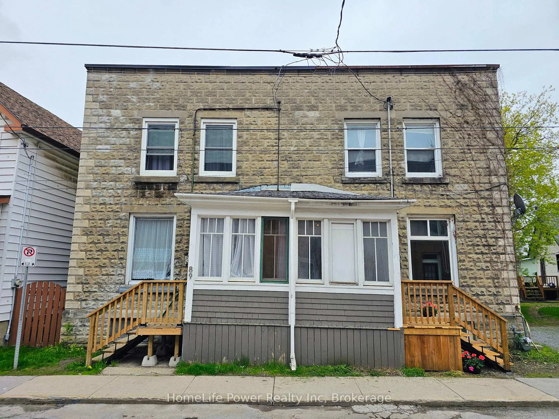 Photo 2 of 87 Chatham Street, Kingston, East of Sir John A. Blvd — HOMEH