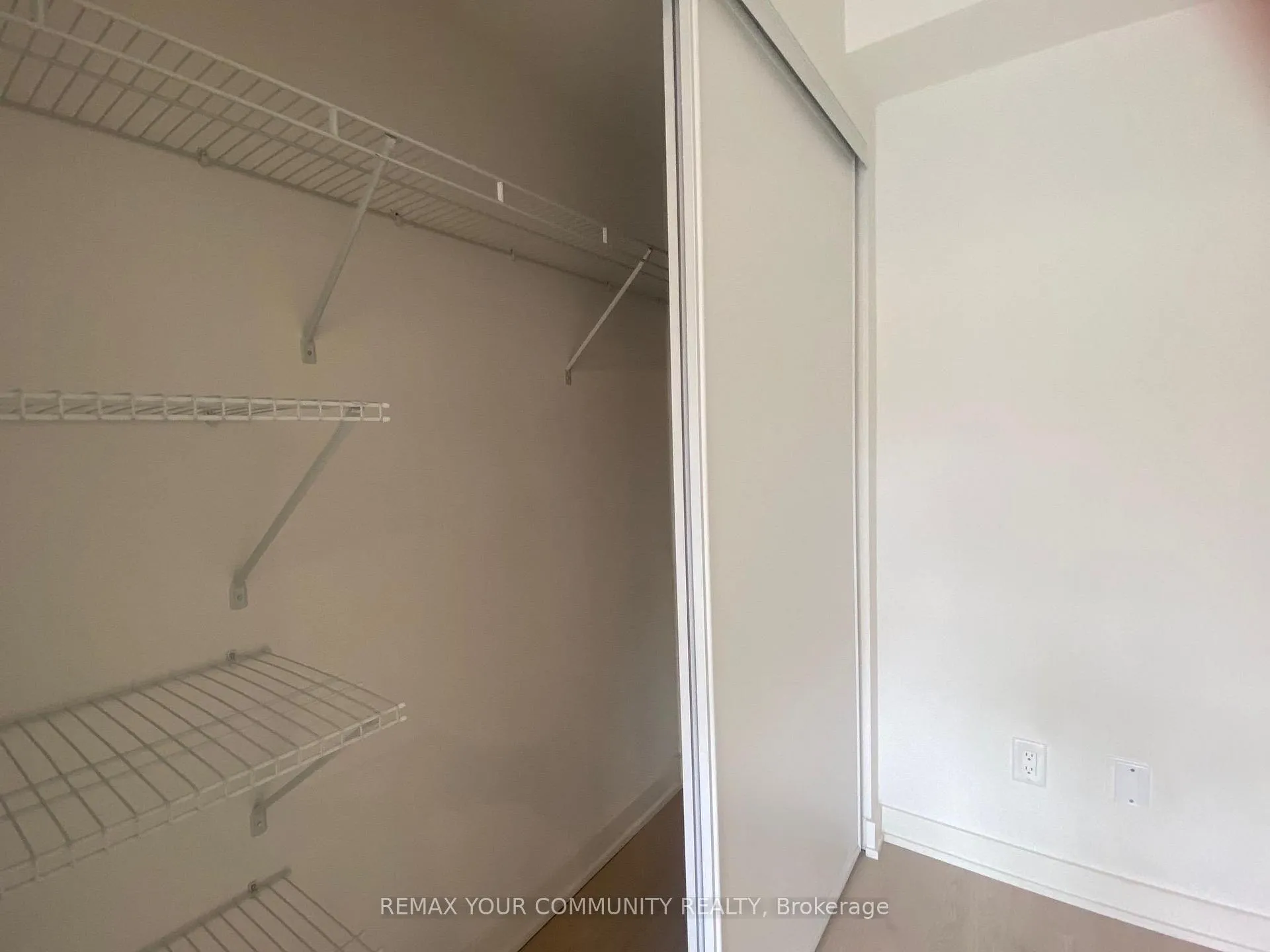 Photo 9 of Unit 901, 65 Mutual Street, Toronto, Church-Yonge Corridor — HOMEH