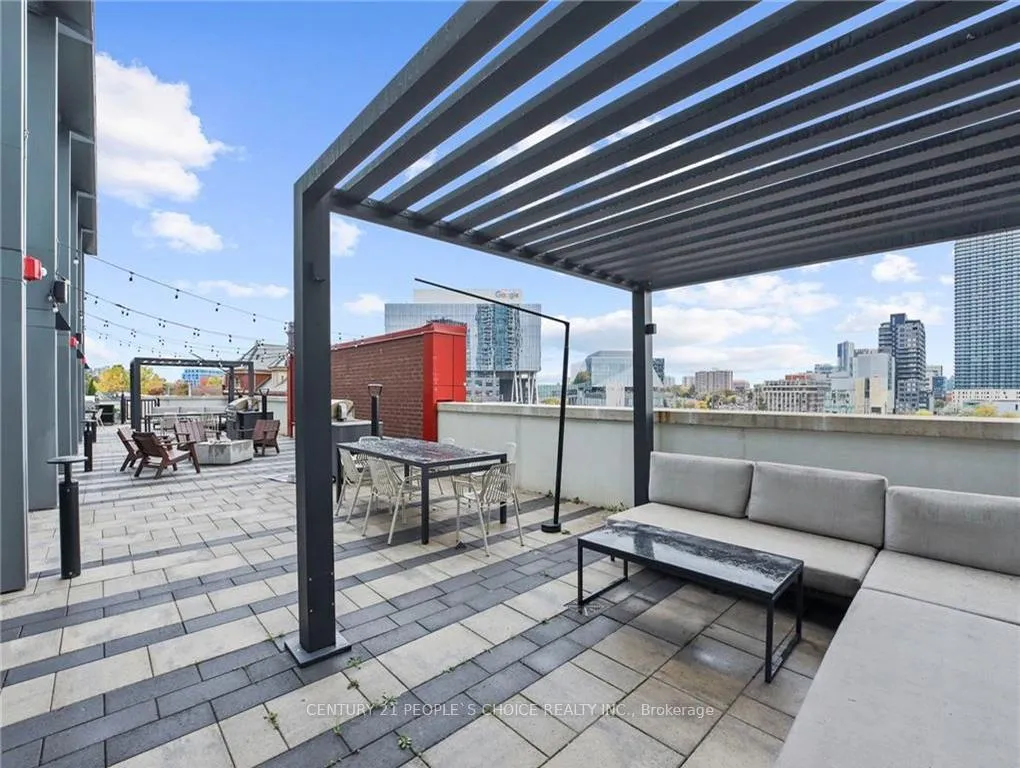 Photo 5 of Unit 905, 5 Wellington Street S, Kitchener — HOMEH