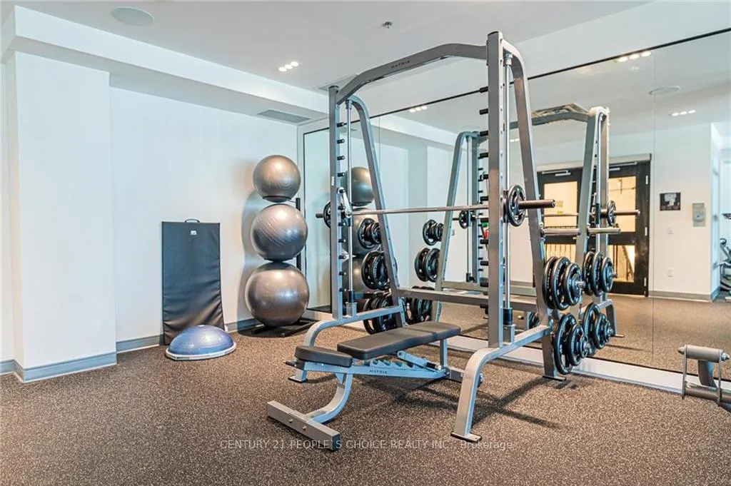Photo 10 of Unit 905, 5 Wellington Street S, Kitchener — HOMEH