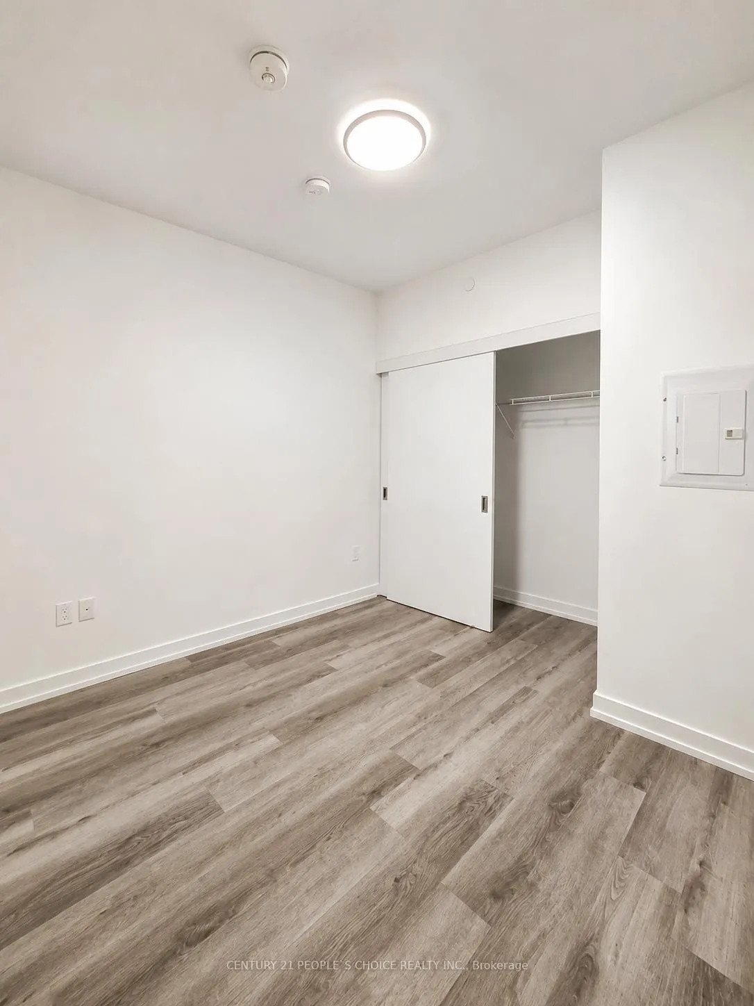 Photo 17 of Unit 905, 5 Wellington Street S, Kitchener — HOMEH