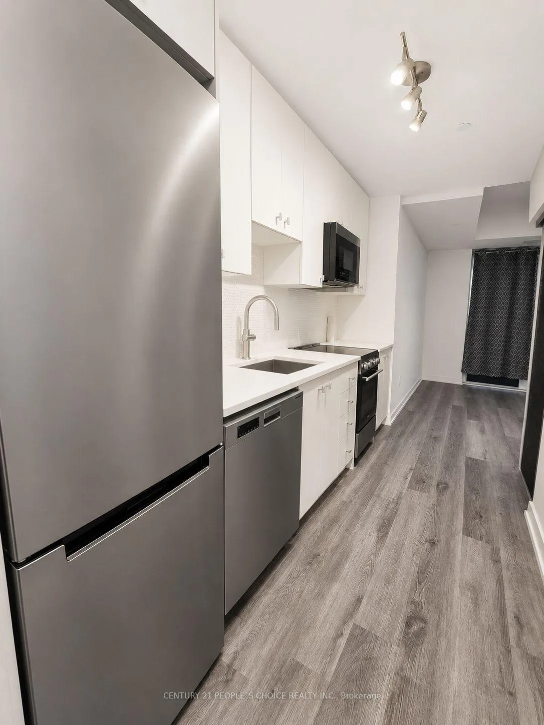 Photo 21 of Unit 905, 5 Wellington Street S, Kitchener — HOMEH
