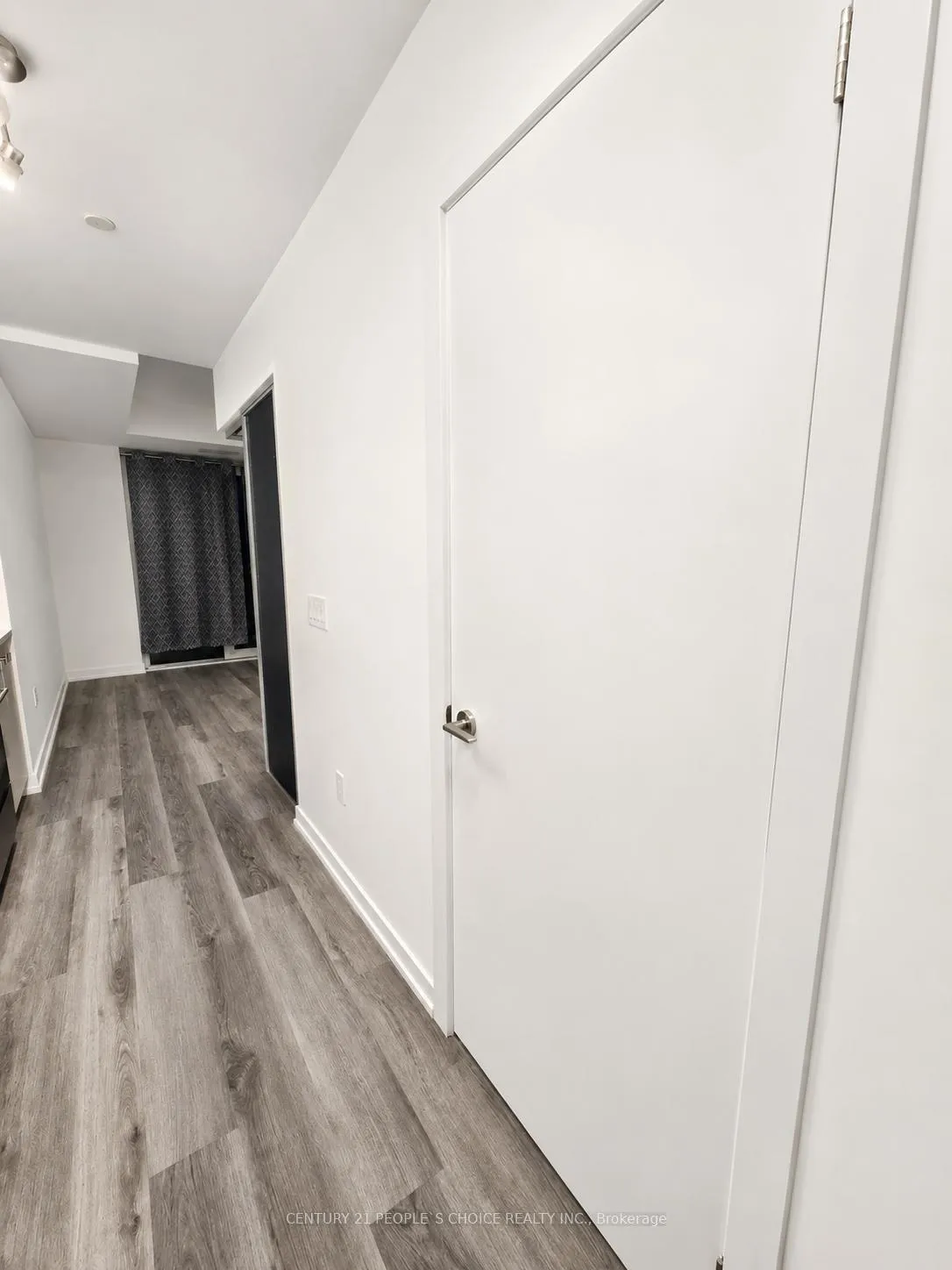 Photo 22 of Unit 905, 5 Wellington Street S, Kitchener — HOMEH