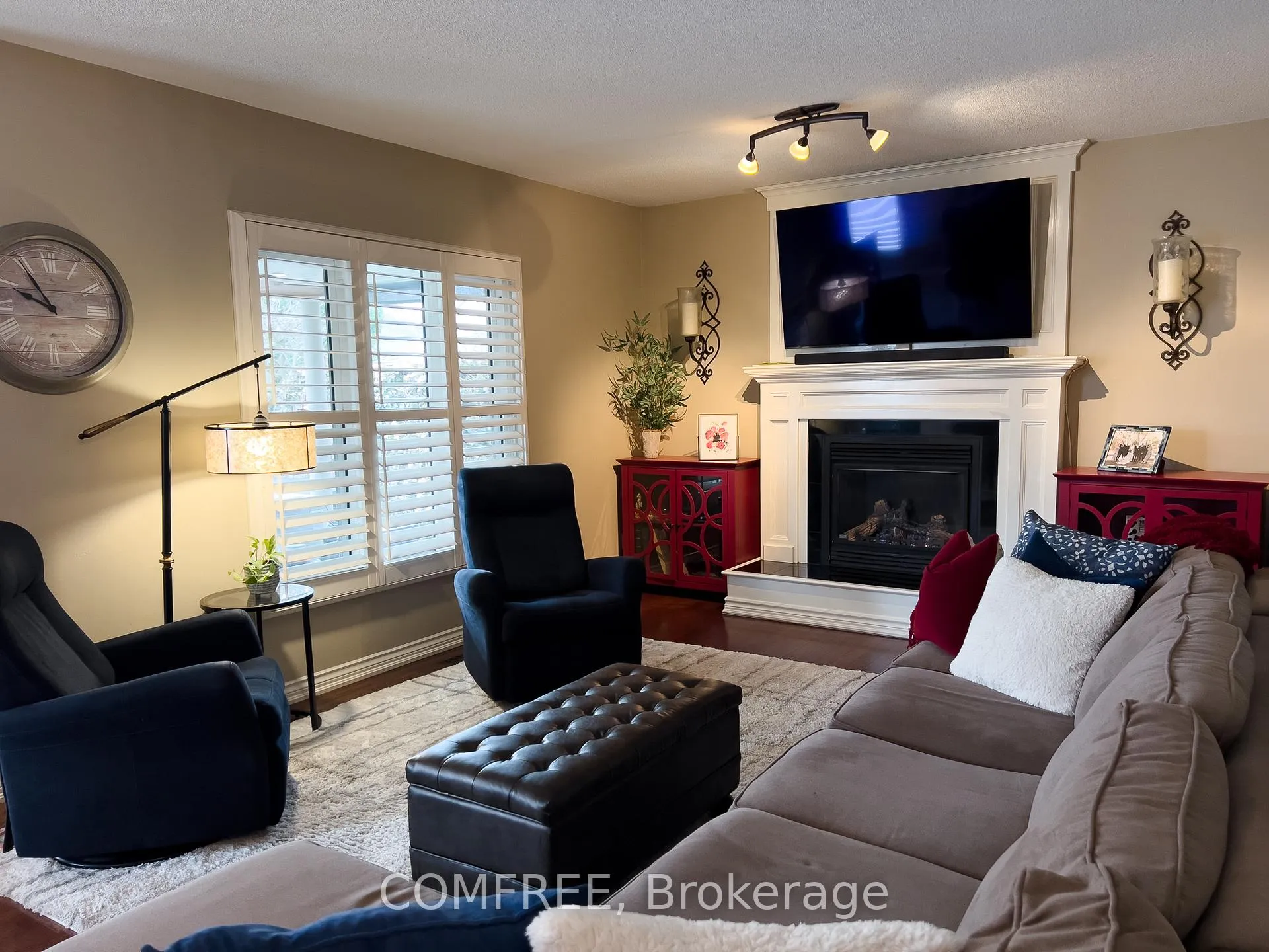 Photo 8 of 10 Endicott Drive, St. Catharines, Grapeview — HOMEH