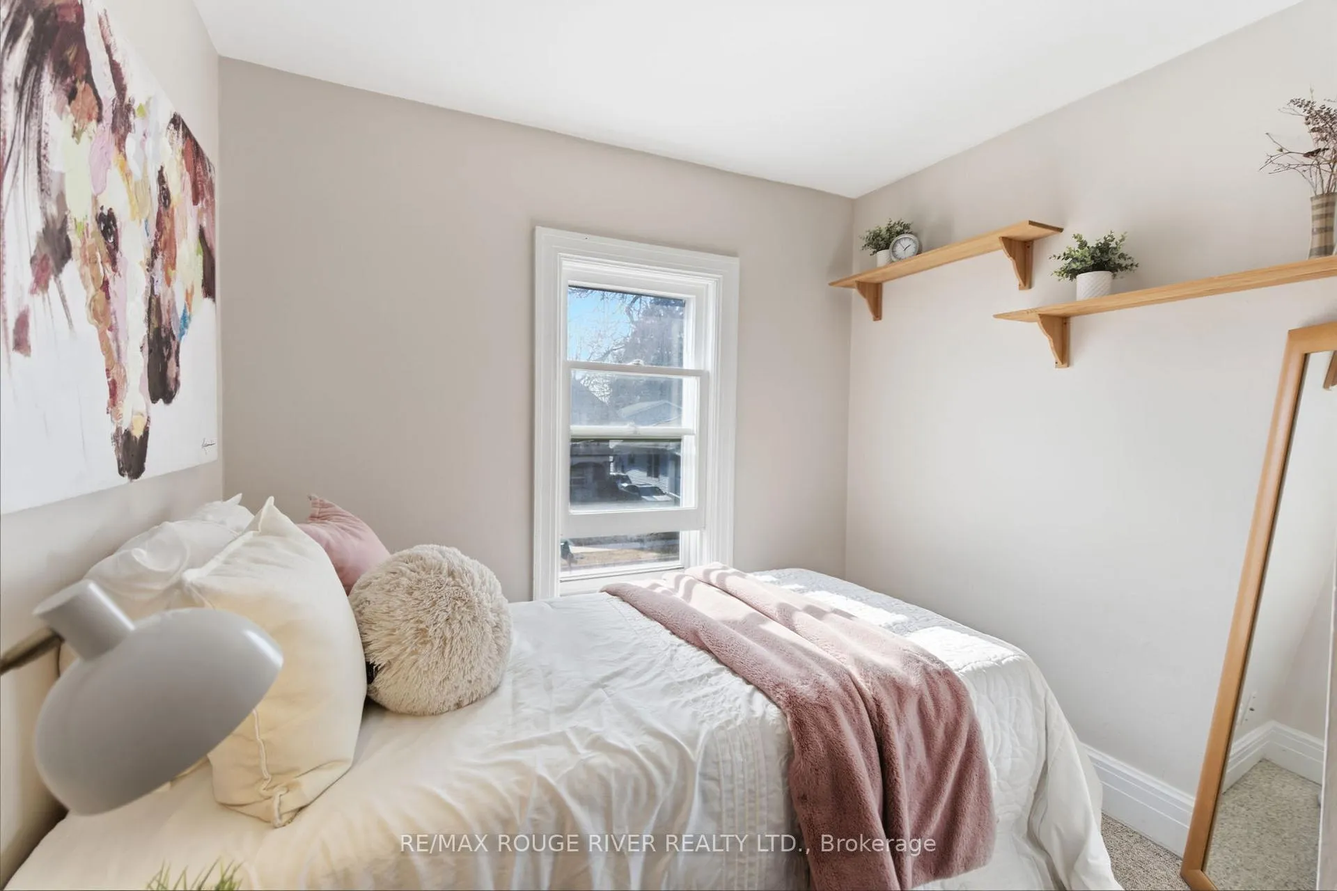 Photo 18 of 195 Burk Street, Oshawa, Vanier — HOMEH