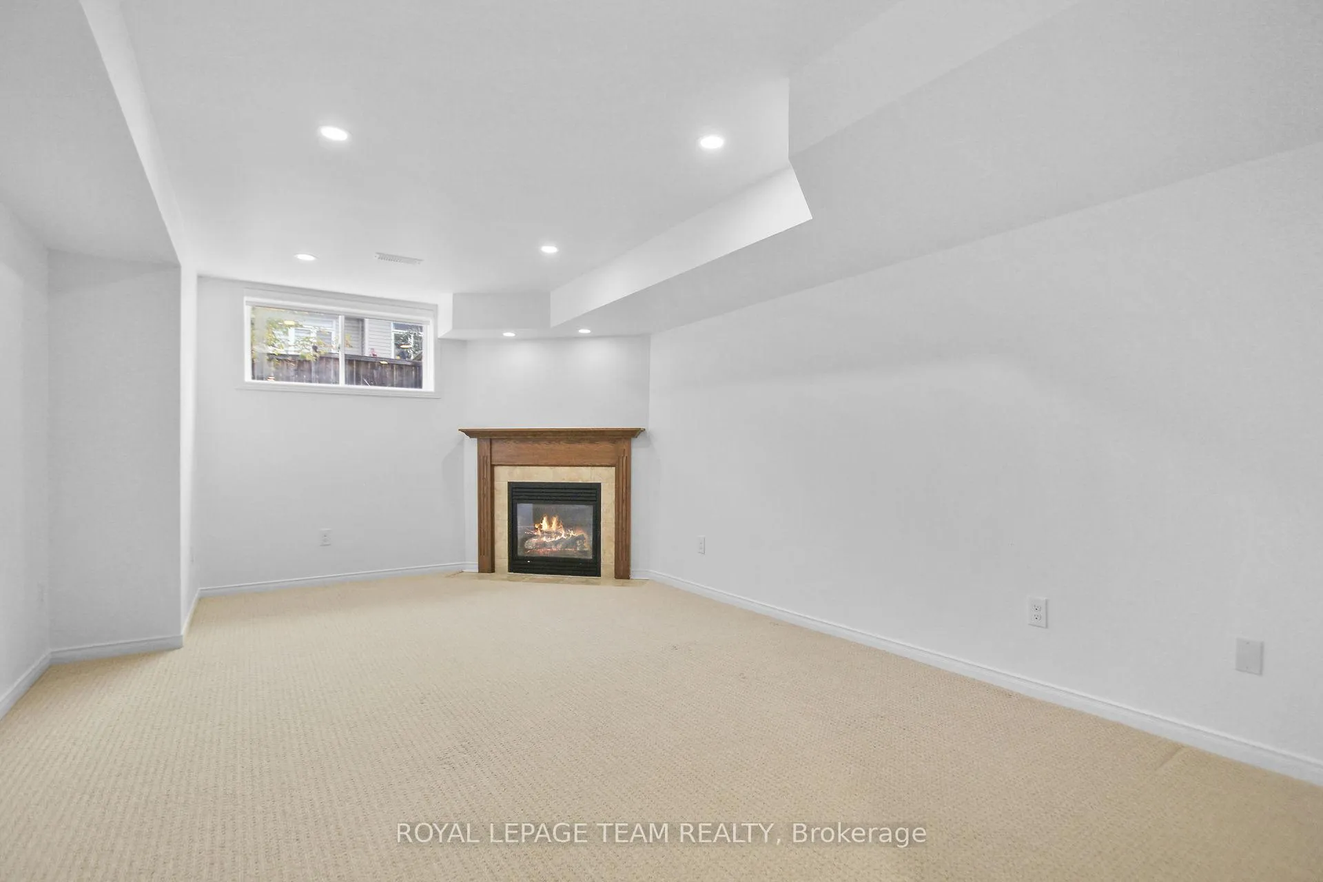 Photo 27 of 212 Lamplighters Drive, Ottawa, Barrhaven - Cedargrove/Fraserdale — HOMEH