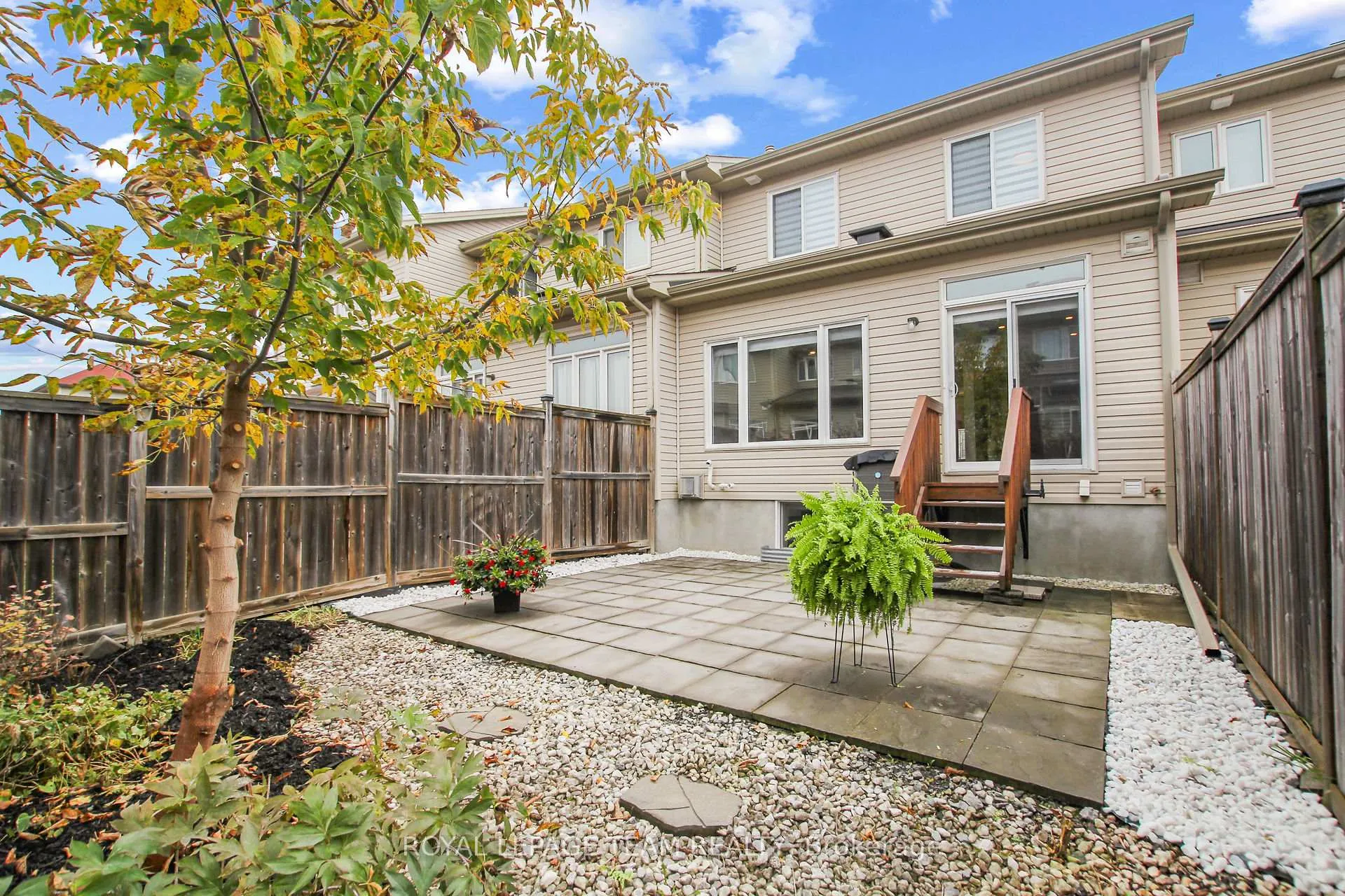 Photo 30 of 212 Lamplighters Drive, Ottawa, Barrhaven - Cedargrove/Fraserdale — HOMEH