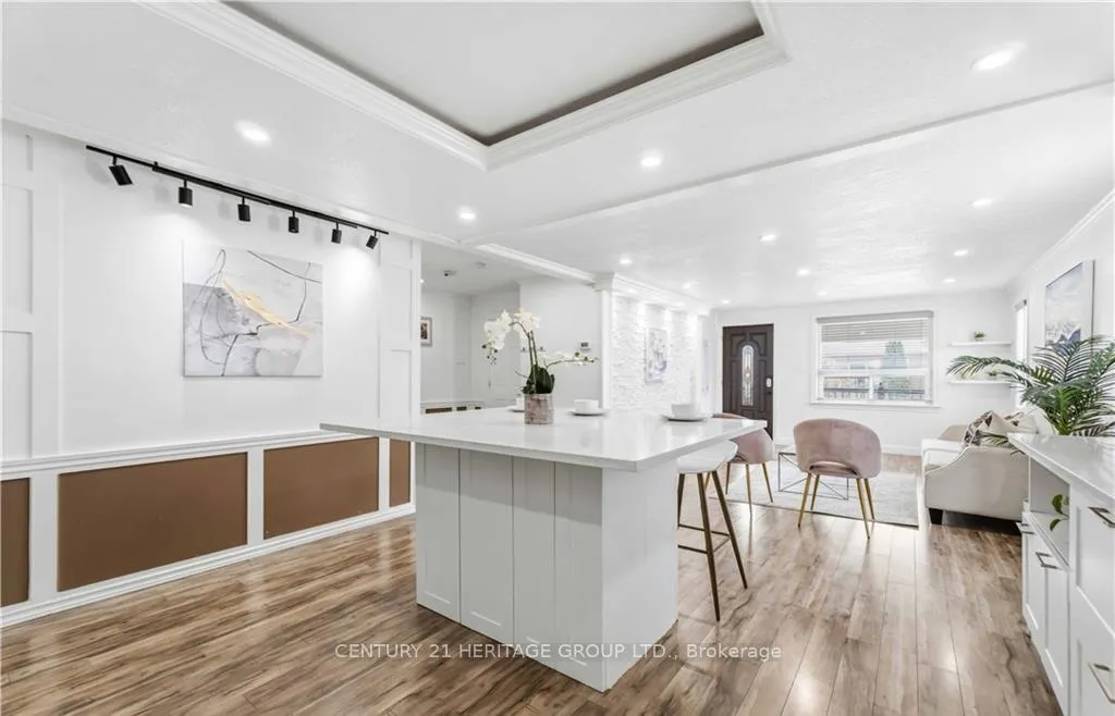 Photo 11 of 103 Edinburgh Avenue, Hamilton, Crown Point — HOMEH