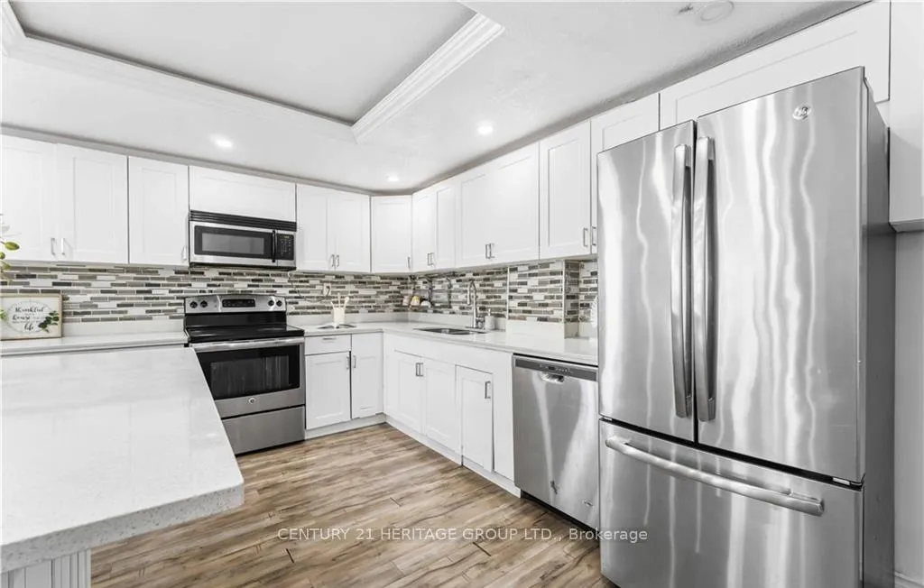 Photo 12 of 103 Edinburgh Avenue, Hamilton, Crown Point — HOMEH
