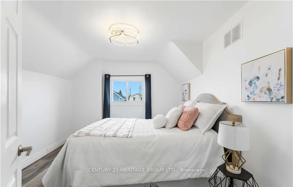 Photo 19 of 103 Edinburgh Avenue, Hamilton, Crown Point — HOMEH