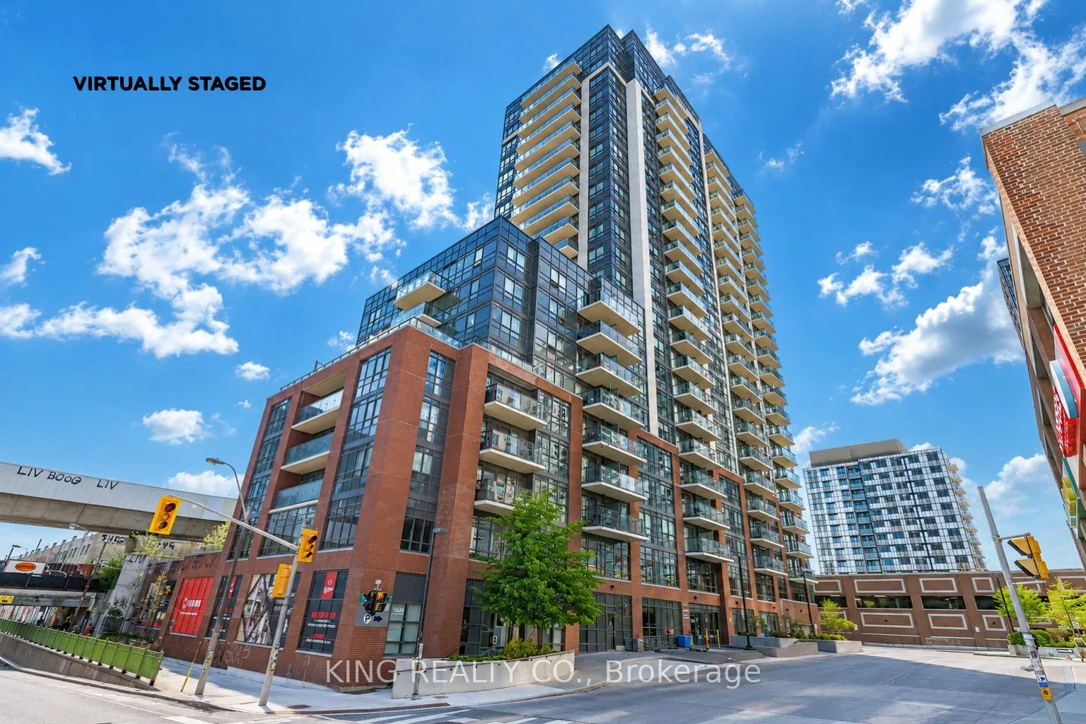 Front of Unit 505, 1420 Dupont Street