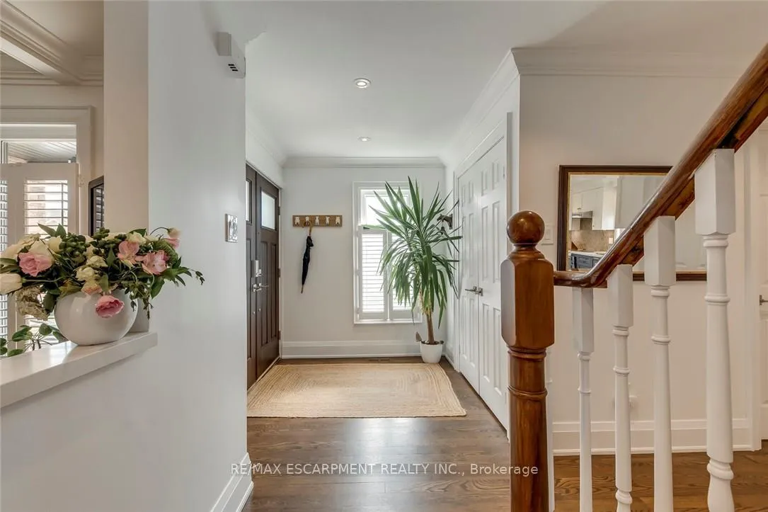 Photo 1 of 3311 Springvale Court, Burlington, Headon — HOMEH