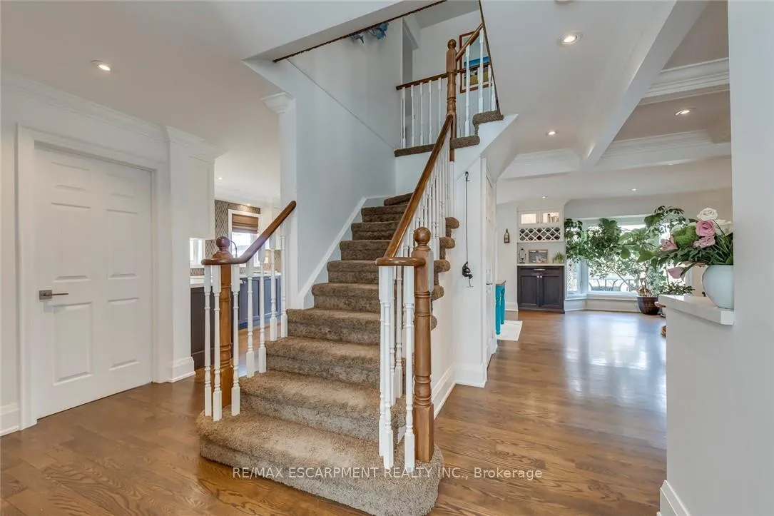 Photo 20 of 3311 Springvale Court, Burlington, Headon — HOMEH