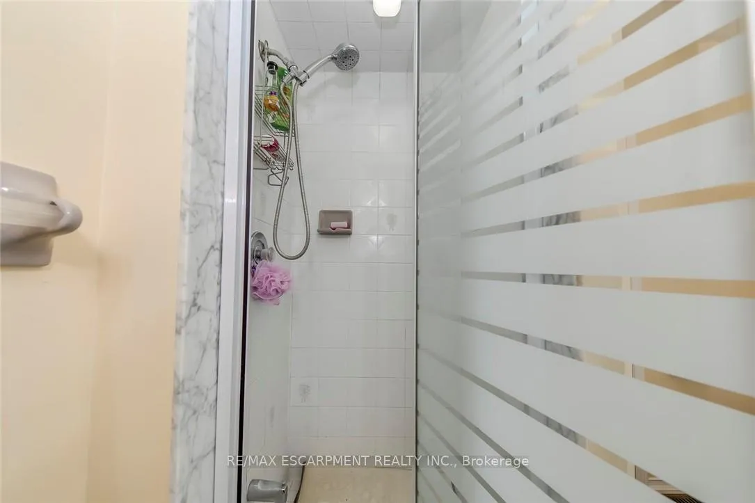 Photo 26 of 3311 Springvale Court, Burlington, Headon — HOMEH