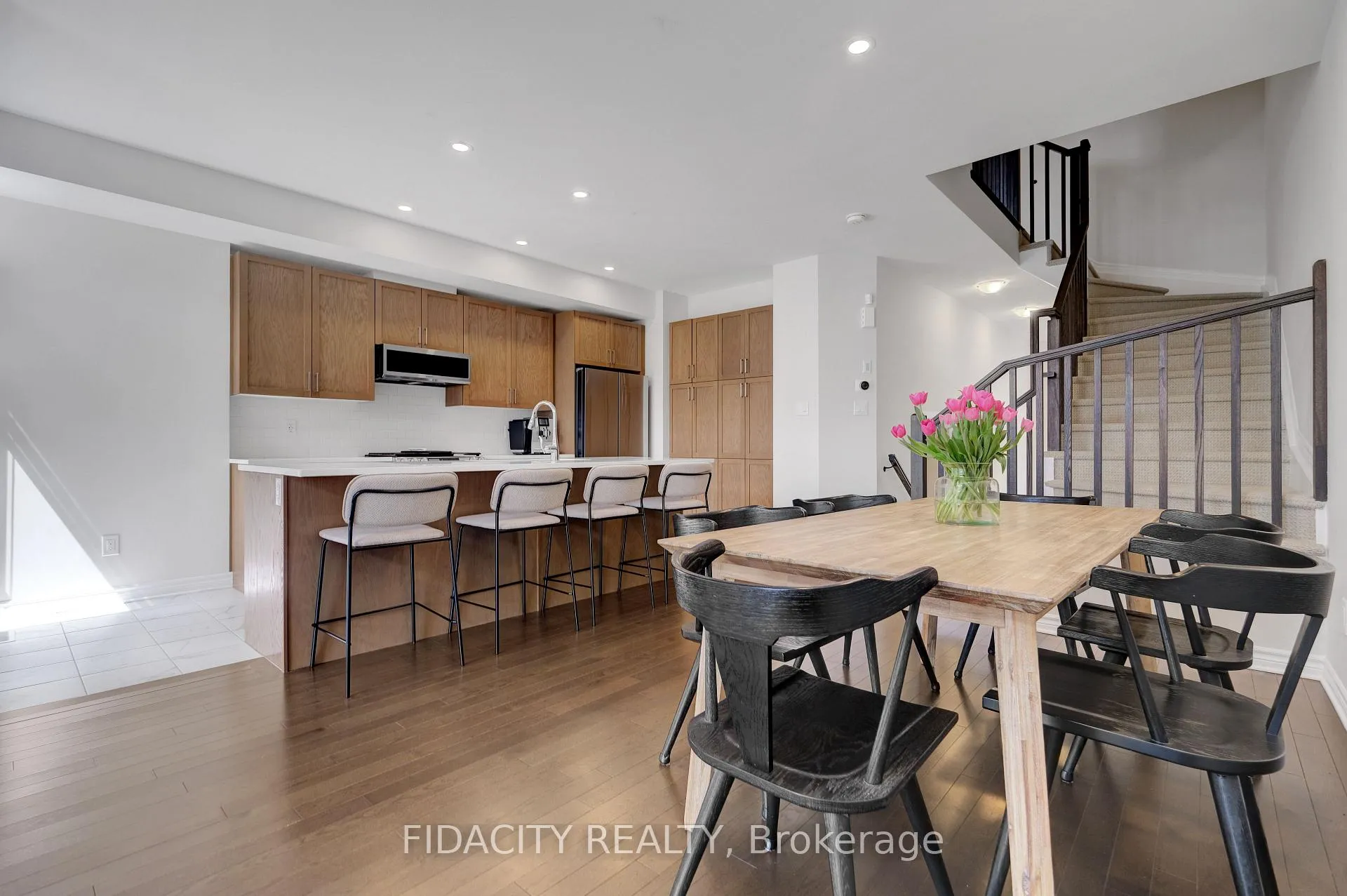 Photo 4 of 1005 Kijik Crescent, Ottawa, Blossom Park/Kemp Park/Findlay Creek — HOMEH
