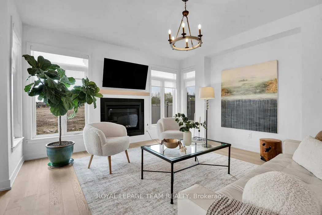 Photo 6 of 516 Bobolink Ridge, Ottawa, Stittsville (South) — HOMEH